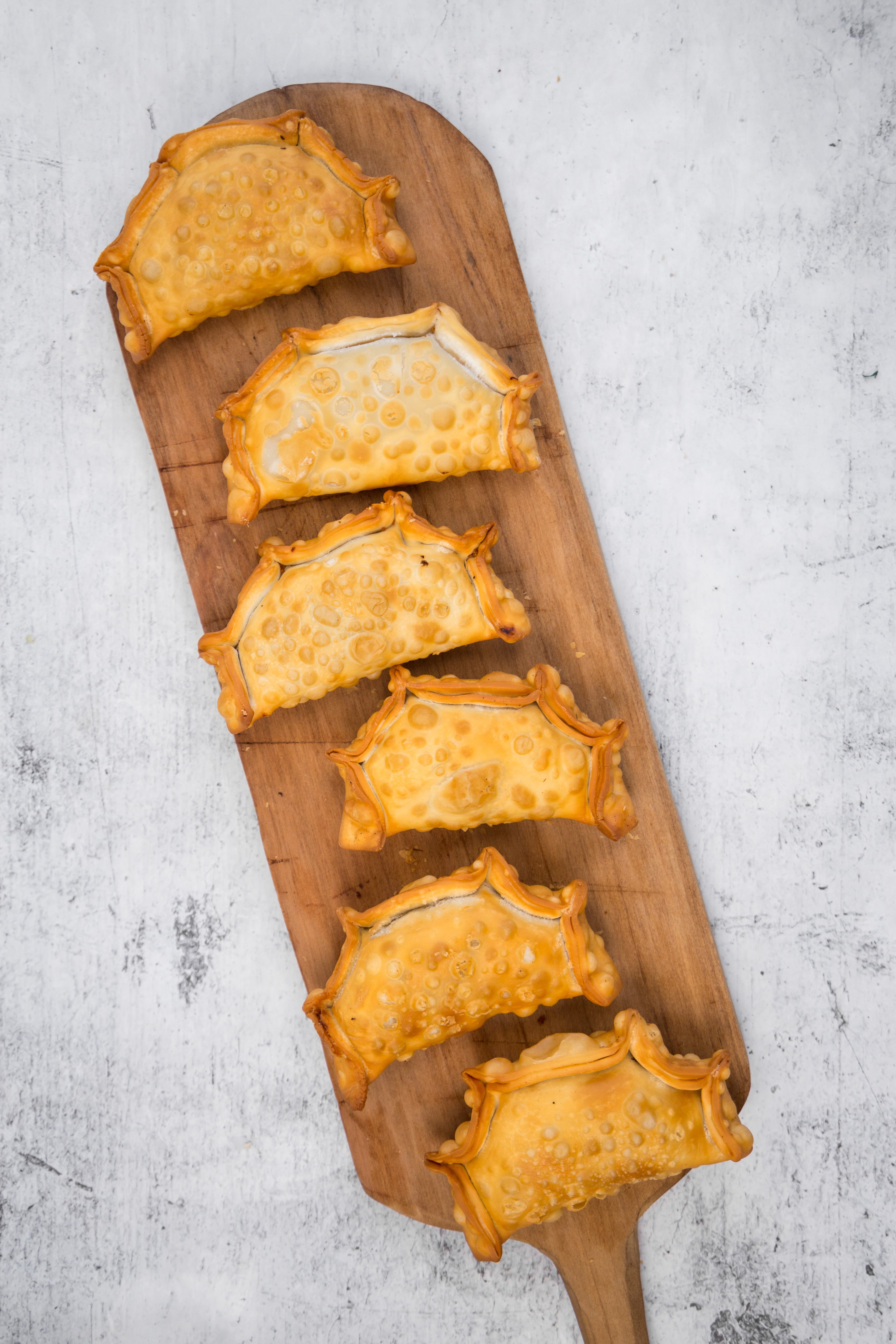 EMPANADAS CAMARÓN QUESO